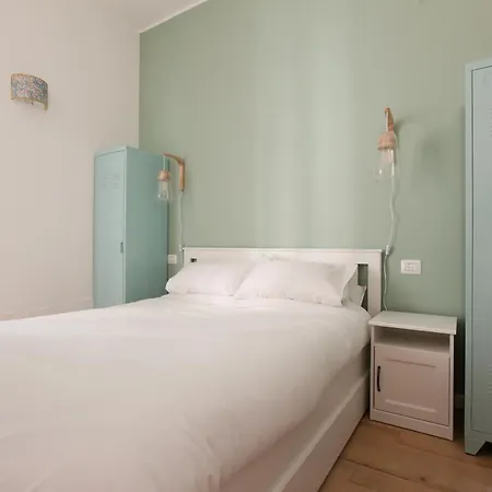 Daire Hozyhome Isola District Milano