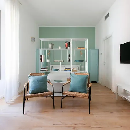 Daire Hozyhome Isola District Milano