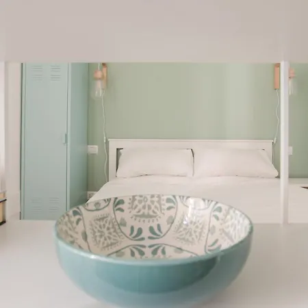 Hozyhome Isola District * Milaan